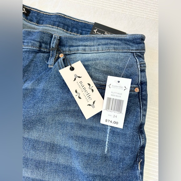 NWT Women's Nanette Lepore Women's Plus Belle High Rise Skinny Straight Jean - Picture 4 of 12